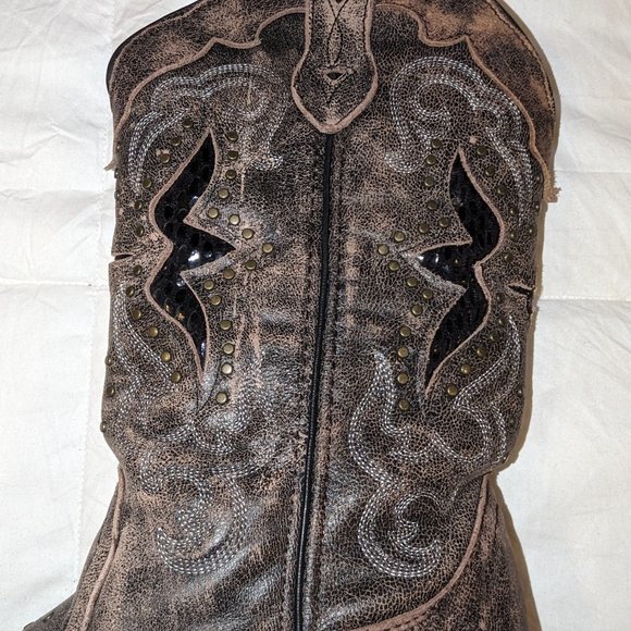 Laredo Lucretia Studded Snip Toe Western Boots - Picture 9 of 12